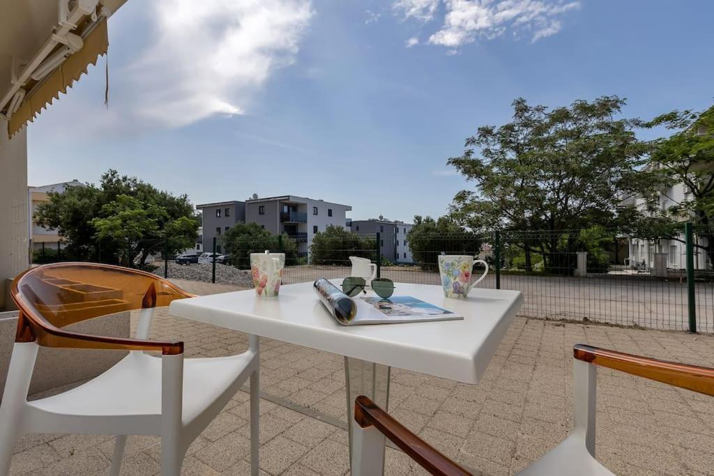 Brotis - Studioapartment - Makarska Exklusiv Проманья Экстерьер фото