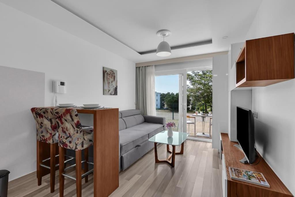 Brotis - Studioapartment - Makarska Exklusiv Проманья Экстерьер фото