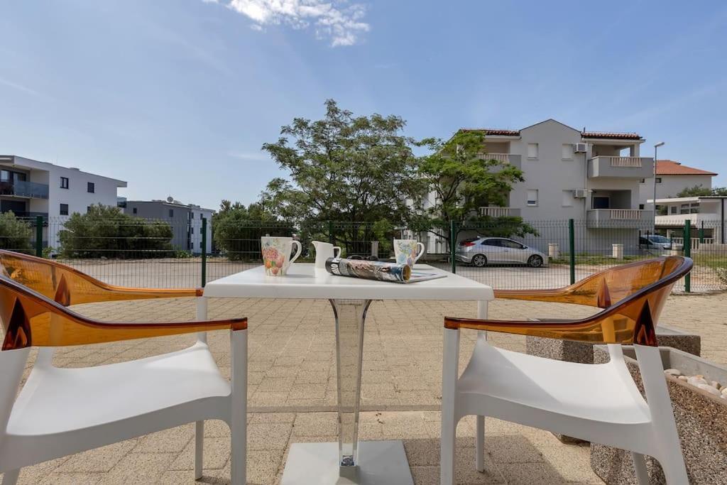 Brotis - Studioapartment - Makarska Exklusiv Проманья Экстерьер фото